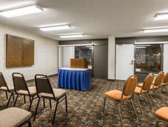 Hotel Days-inn By Wyndham Northwest Baltimore
