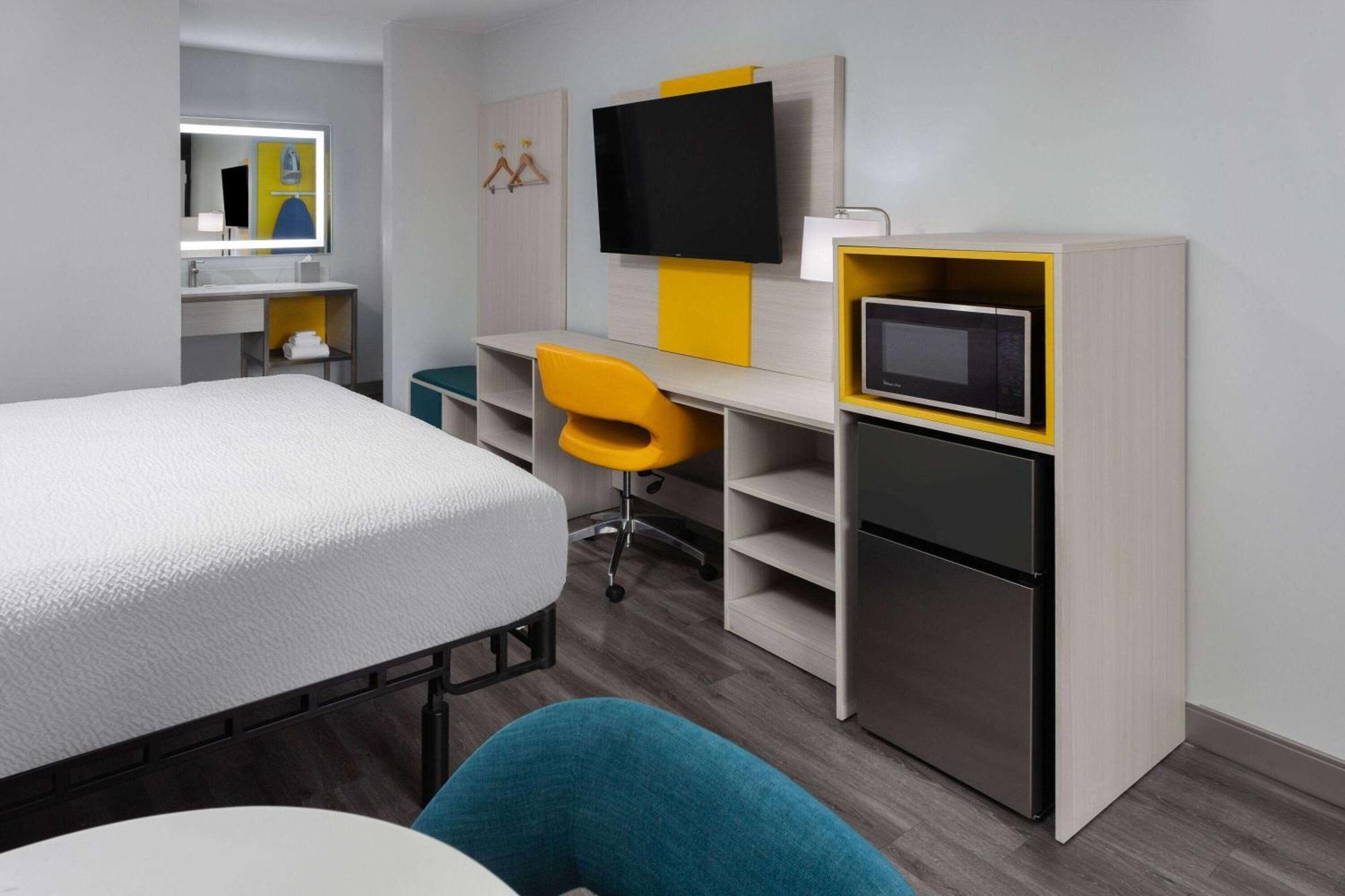 Days-inn By Wyndham Northwest Hotel Baltimore