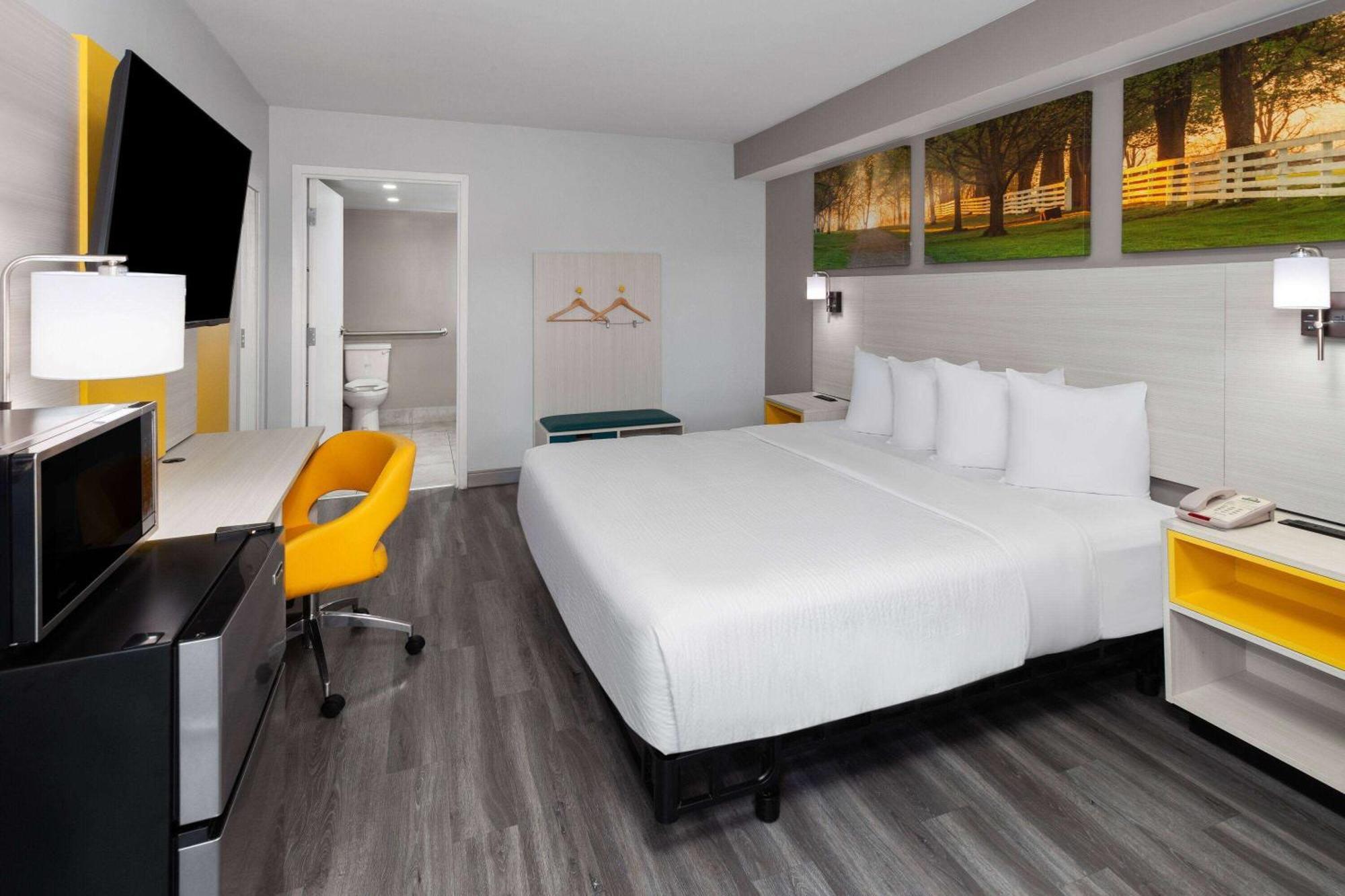 Hotel Days-inn By Wyndham Northwest 2*