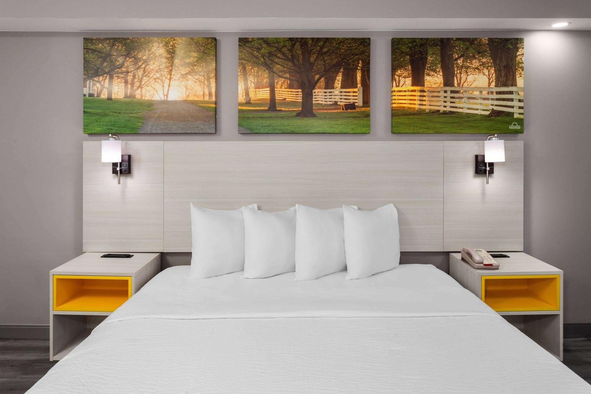 Hotel Days-inn By Wyndham Northwest