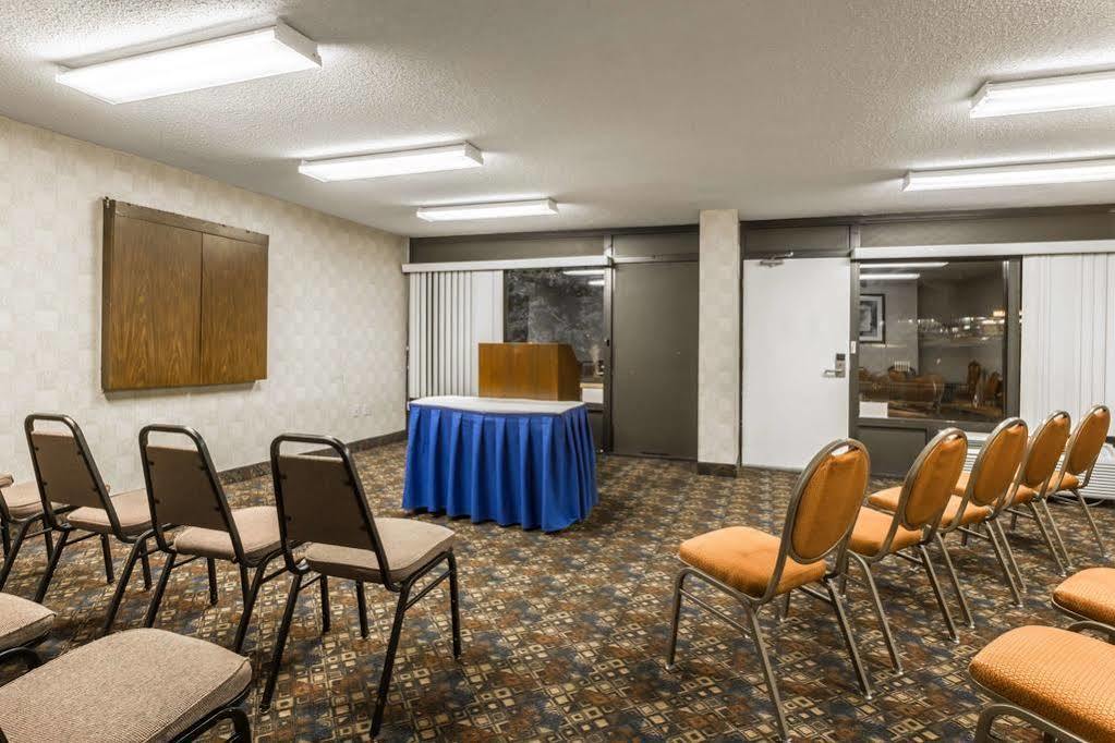 Days-inn By Wyndham Baltimore Northwest Windsor Mill